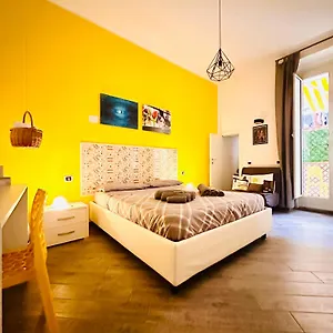 ** Bed & Breakfast Cosmoneapolitan Italy